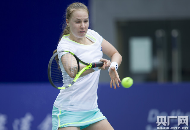 一次采访中 一次采访中