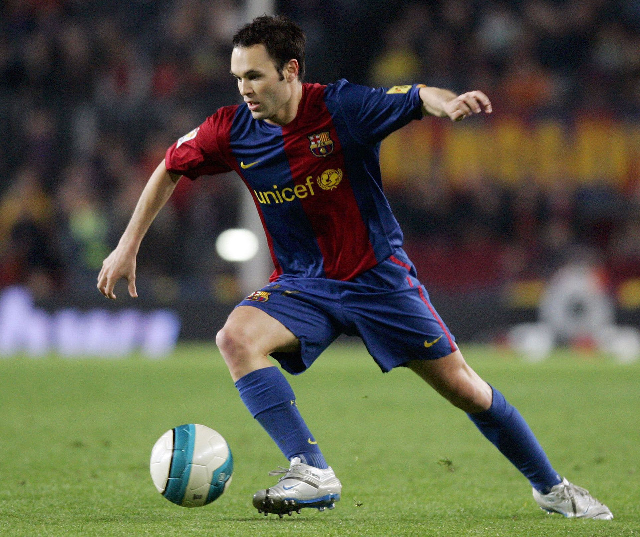 三镇在韦世 三镇在韦世